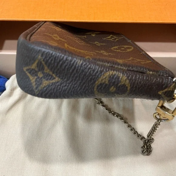 Louis Vuitton Monogram Canvas Mini Pochette Accessoires in Brown - Picture 8 of 10